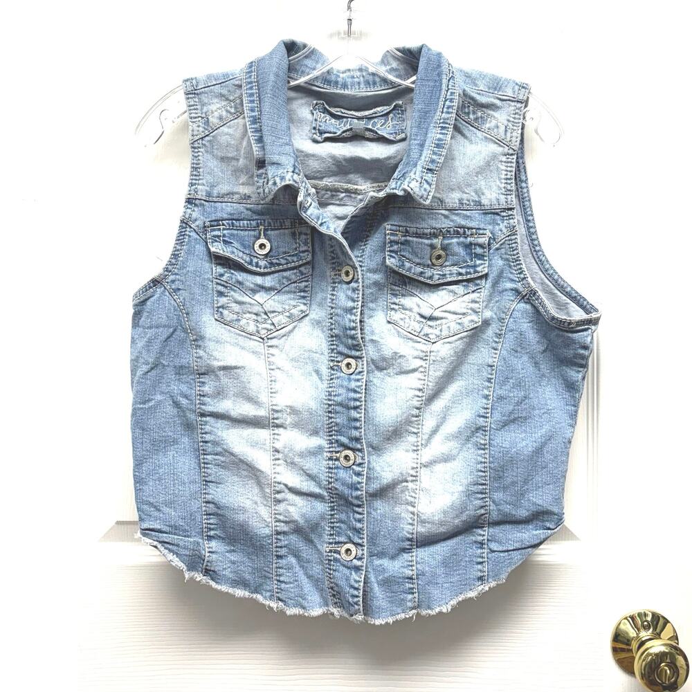 Maurice’s Jean Vest Denim Distressed Womens XL Metal Buttons Flap Pockets